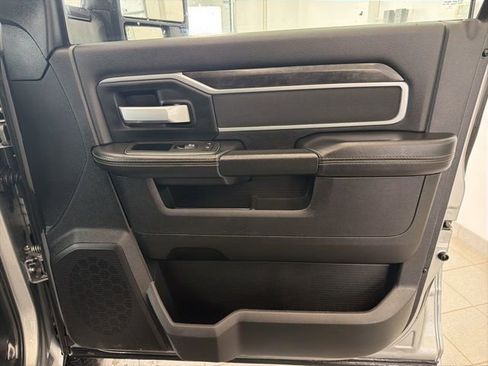 Used 2024 RAM 2500 Big Horn image 12