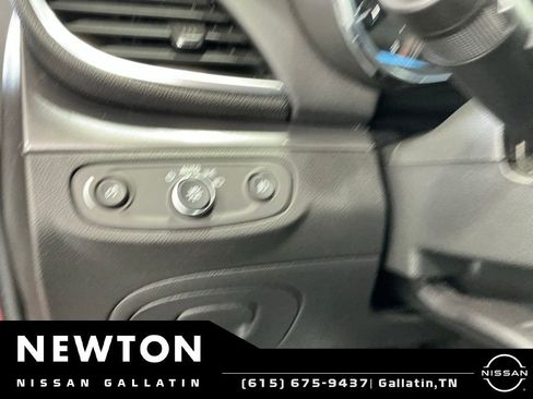 Used 2018 Buick Encore Sport Touring FWD image 35