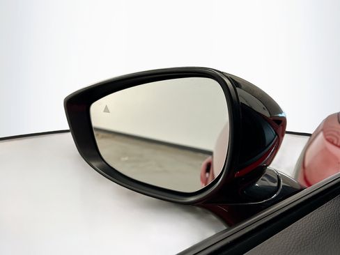 Used 2025 MAZDA CX-50 AWD 2.5 S w/ Premium Package image 16