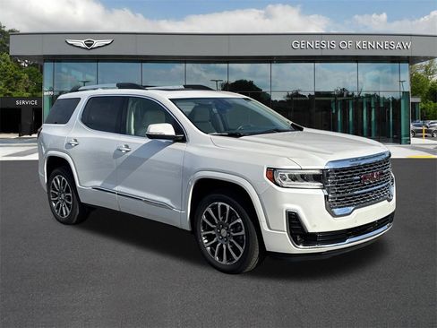 Used 2022 GMC Acadia Denali w/ Denali Technology Package image 1