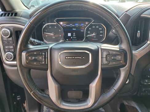 Used 2023 GMC Sierra 2500 Denali w/ Denali Ultimate Package AWD/4WD image 18