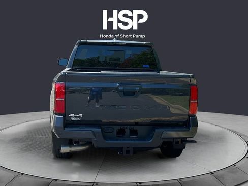 Used 2024 Toyota Tacoma SR5 w/ SR5 Upgrade Package AWD/4WD image 4
