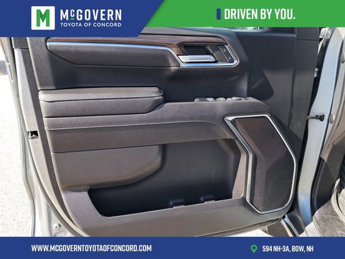Used 2023 Chevrolet Silverado 1500 RST AWD/4WD image 11