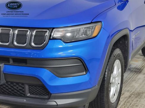 Used 2022 Jeep Compass Sport image 9