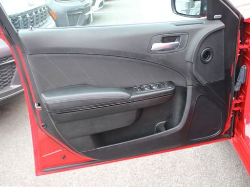 Used 2023 Dodge Charger SXT w/ Blacktop Package AWD/4WD image 19