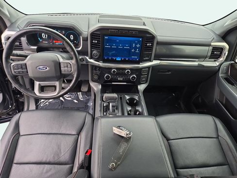 Used 2022 Ford F150 Lariat w/ Trailer Tow Package image 13