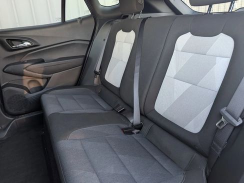 Used 2024 Chevrolet Trax RS image 9