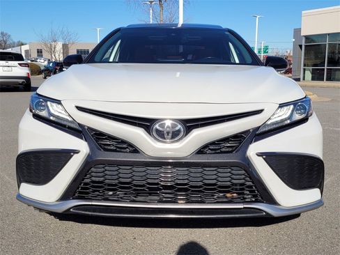 Used 2021 Toyota Camry XSE image 14