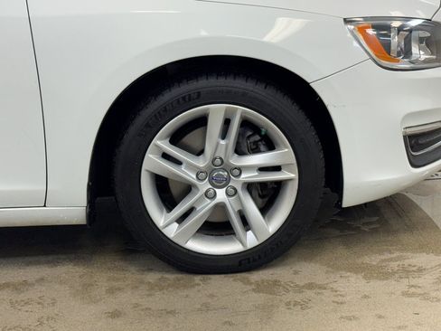 Used 2015 Volvo V60 T5 Premier Plus image 4