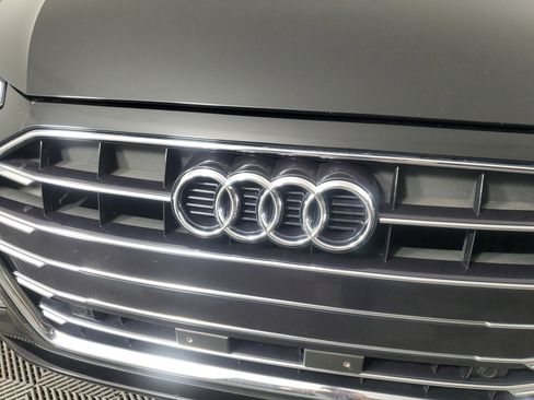 Used 2020 Audi A4 2.0T Premium Plus w/ Premium Plus Package FWD image 10