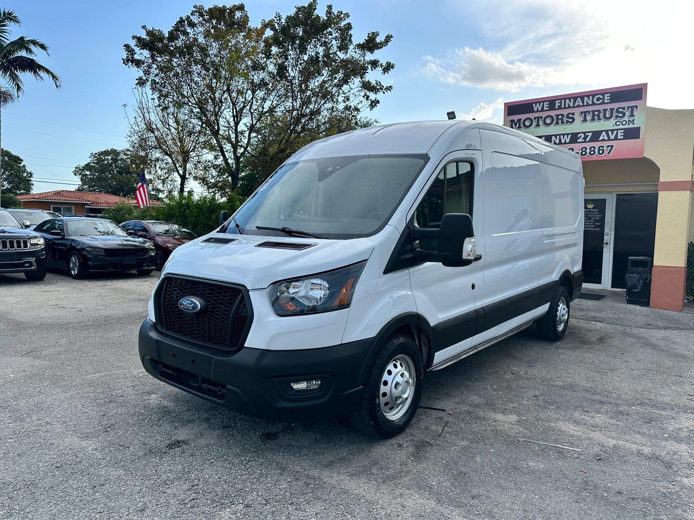 Used 2022 Ford Transit 350 Medium Roof w/ Upfitter Package RWD image 3