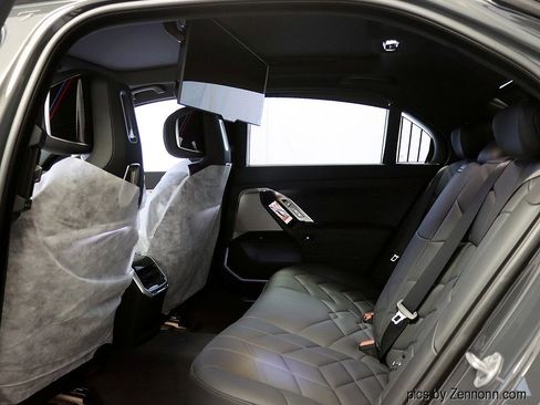 Used 2026 BMW 740i xDrive image 13