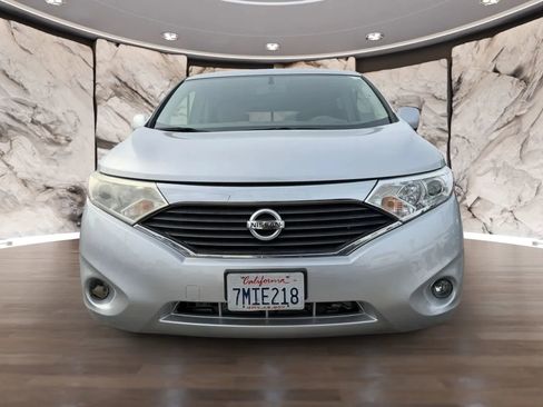 Used 2016 Nissan Quest SV FWD image 2