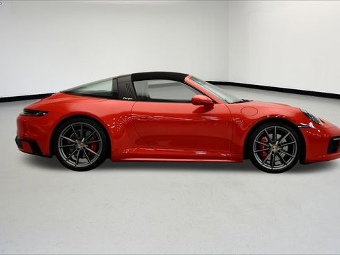 Used 2021 Porsche 911 Targa 4S Heritage Design image 8