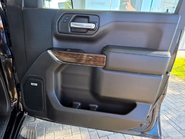 Used 2019 GMC Sierra 1500 Elevation w/ Elevation Value Package AWD/4WD image 9