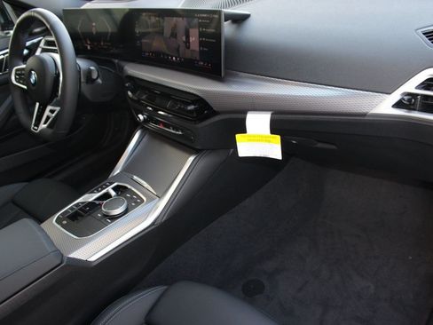 Used 2026 BMW 430i xDrive Coupe w/ M Sport Package AWD/4WD image 32