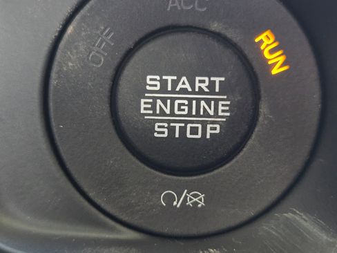 New 2026 Jeep Gladiator Sahara image 19