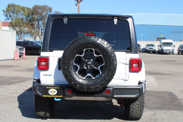 Used 2022 Jeep Wrangler Unlimited Rubicon 4xe AWD/4WD image 4
