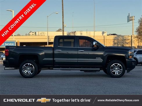 Used 2017 Chevrolet Silverado 2500 High Country w/ Duramax Plus Package image 5