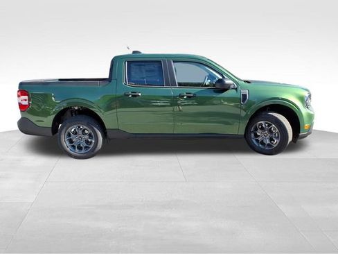 New 2025 Ford Maverick XLT image 11