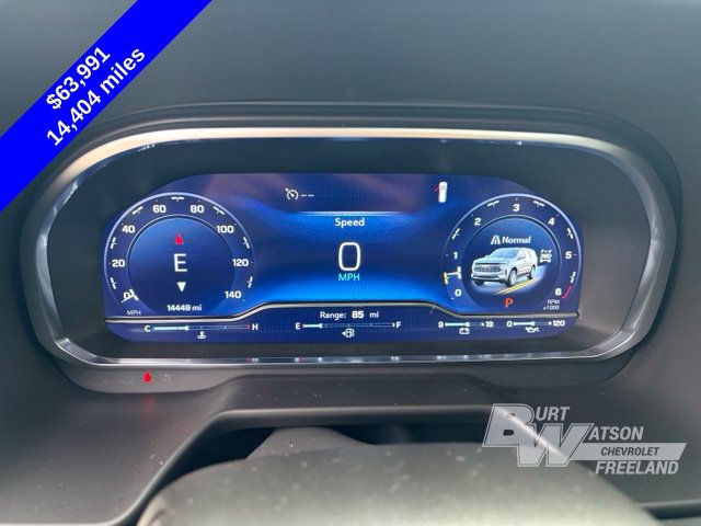 Used 2024 Chevrolet Suburban Z71 w/ Luxury Package AWD/4WD image 20