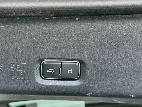 Used 2025 Ford Expedition Active AWD/4WD image 33