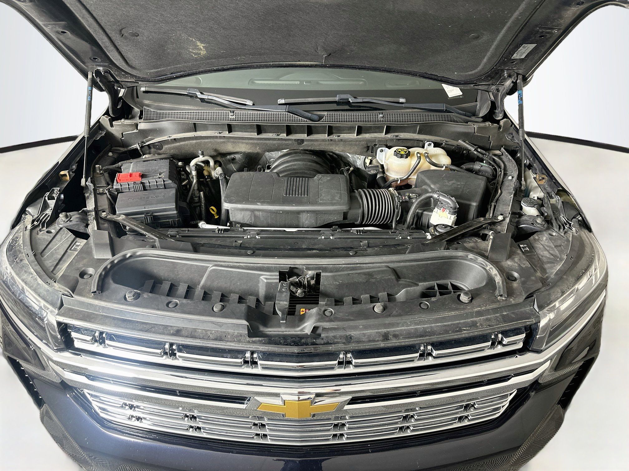 Used 2023 Chevrolet Suburban Premier AWD/4WD image 35