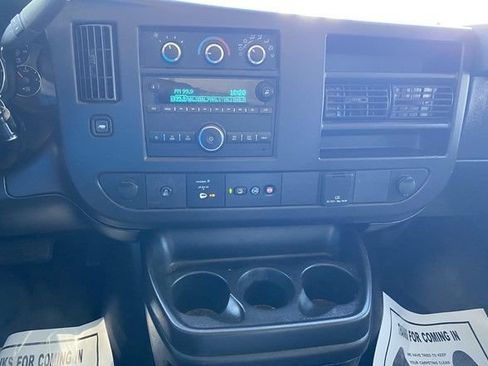 Used 2020 Chevrolet Express 3500 Extended w/ Driver Convenience Package RWD image 33