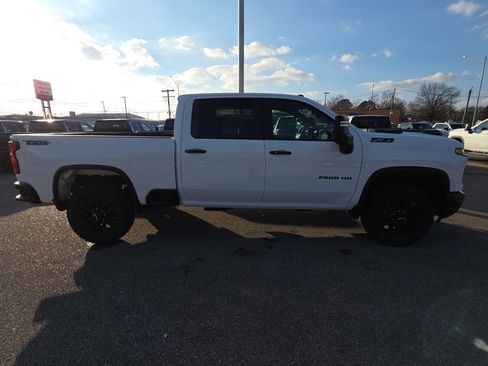 New 2026 Chevrolet Silverado 2500 LT w/ Trail Boss Package image 10