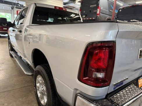 Certified 2026 RAM 2500 Big Horn AWD/4WD image 29