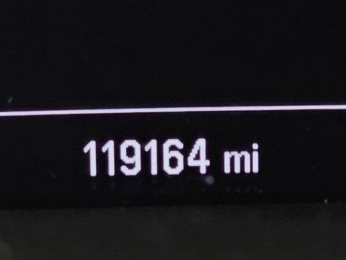 Used 2017 GMC Acadia SLE w/ Driver Alert Package I FWD image 17