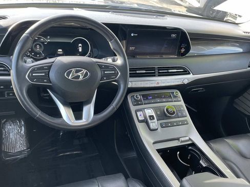 Used 2022 Hyundai Palisade Limited FWD image 6