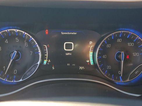 New 2026 Chrysler Pacifica Select image 30