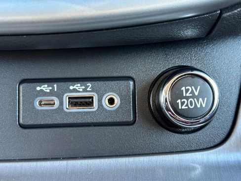 Used 2023 Nissan Murano SV w/ SV Midnight Edition Package image 35