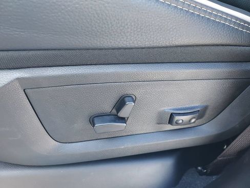 New 2026 RAM 3500 Limited AWD/4WD image 18
