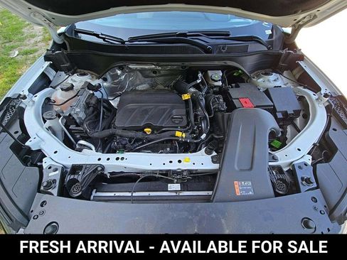 Used 2026 Chevrolet Trax RS FWD image 16