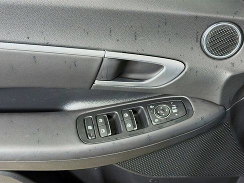 Used 2025 Hyundai Sonata SEL FWD image 17