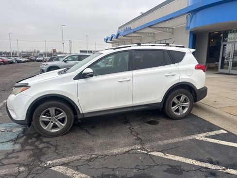 Used 2015 Toyota RAV4 XLE image 1