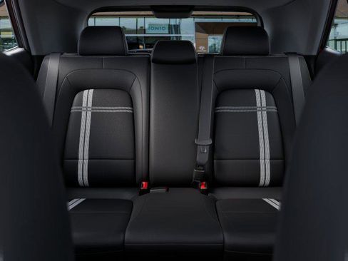 New 2025 Hyundai Venue SEL image 12