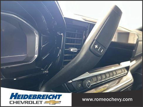 Used 2024 Chevrolet Silverado 1500 LT AWD/4WD image 28