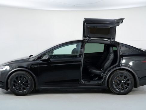 Used 2022 Tesla Model X Plaid image 51