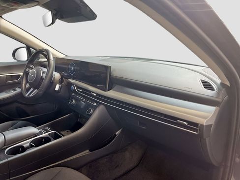 Used 2025 Hyundai Sonata SEL FWD image 29