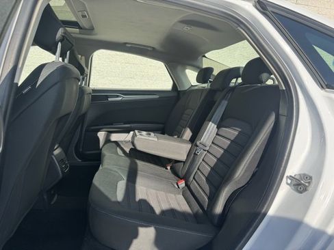 Certified 2020 Ford Fusion SE image 22