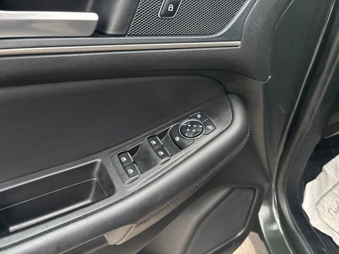 Used 2024 Ford Edge SEL w/ Convenience Package image 13