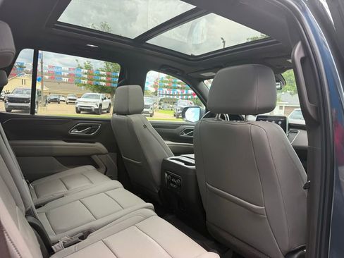 Used 2021 Chevrolet Tahoe LT w/ LT Signature Package RWD image 31