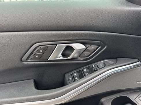Used 2025 BMW M340i RWD image 10