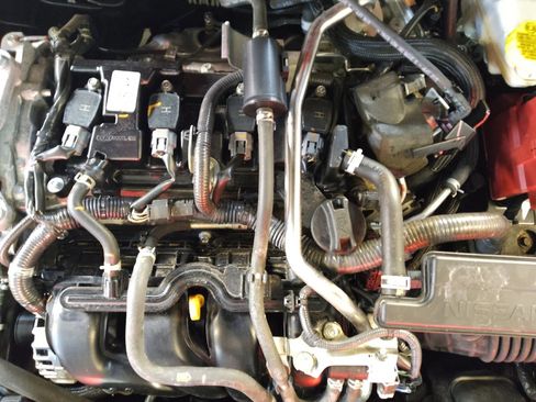 Used 2023 Nissan Sentra SR w/ SR Premium Package image 30