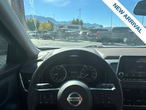 Used 2021 Nissan Rogue SV AWD/4WD image 20
