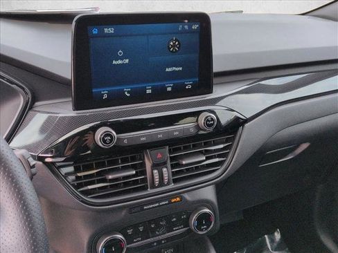 Used 2025 Ford Escape ST-Line image 14