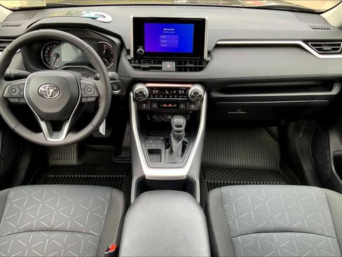 New 2025 Toyota RAV4 XLE image 5